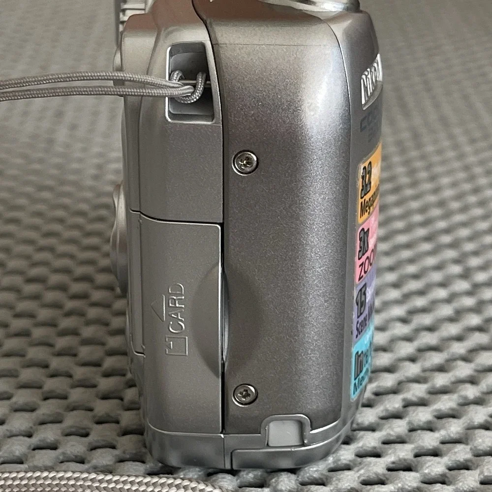 Nikon COOLPIX 3200 3.2MP Digital Camera - Silver Photography Street Nature Image